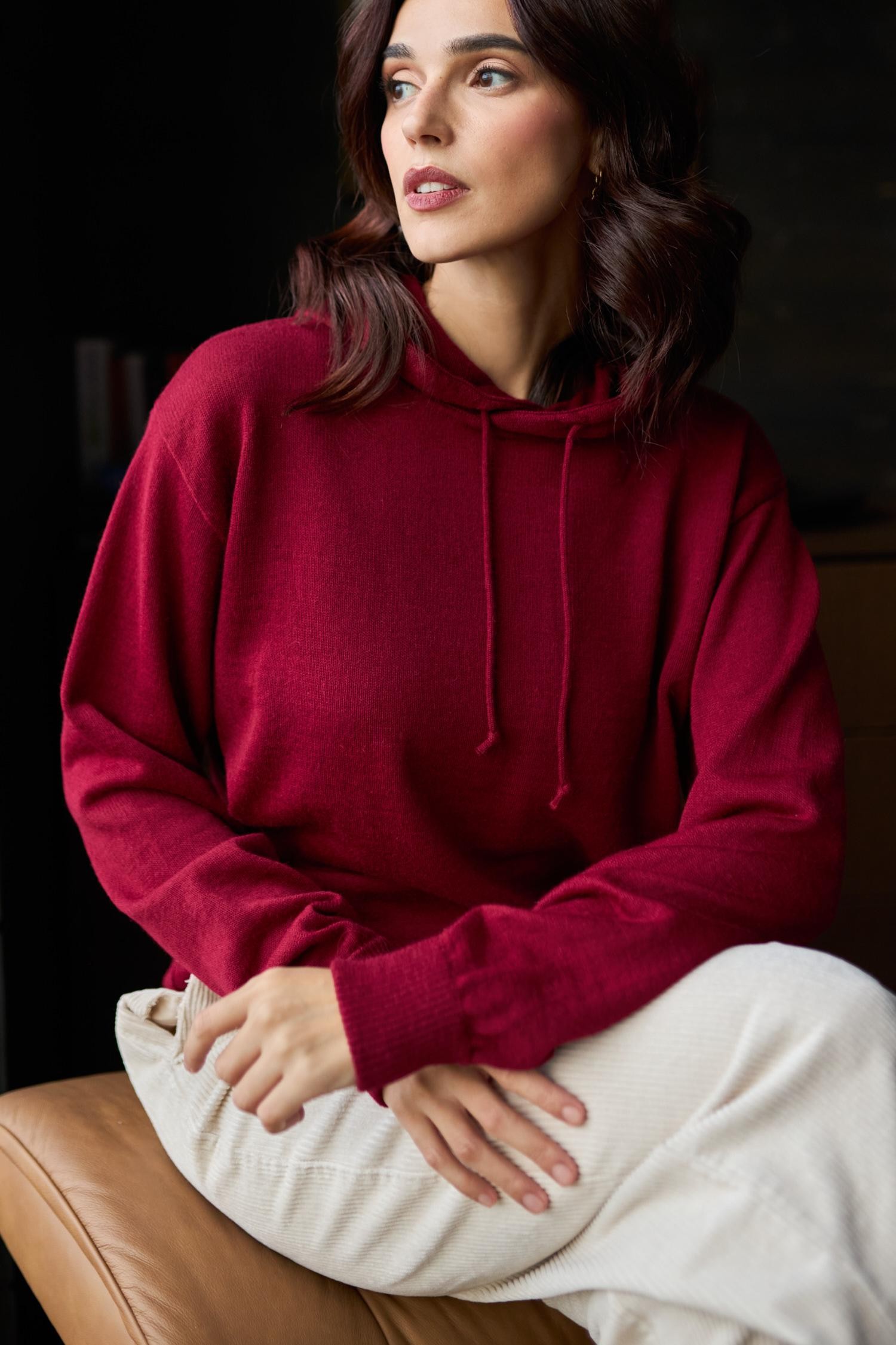 Hoodie stickad huvtröja, tranbär - Bild 5