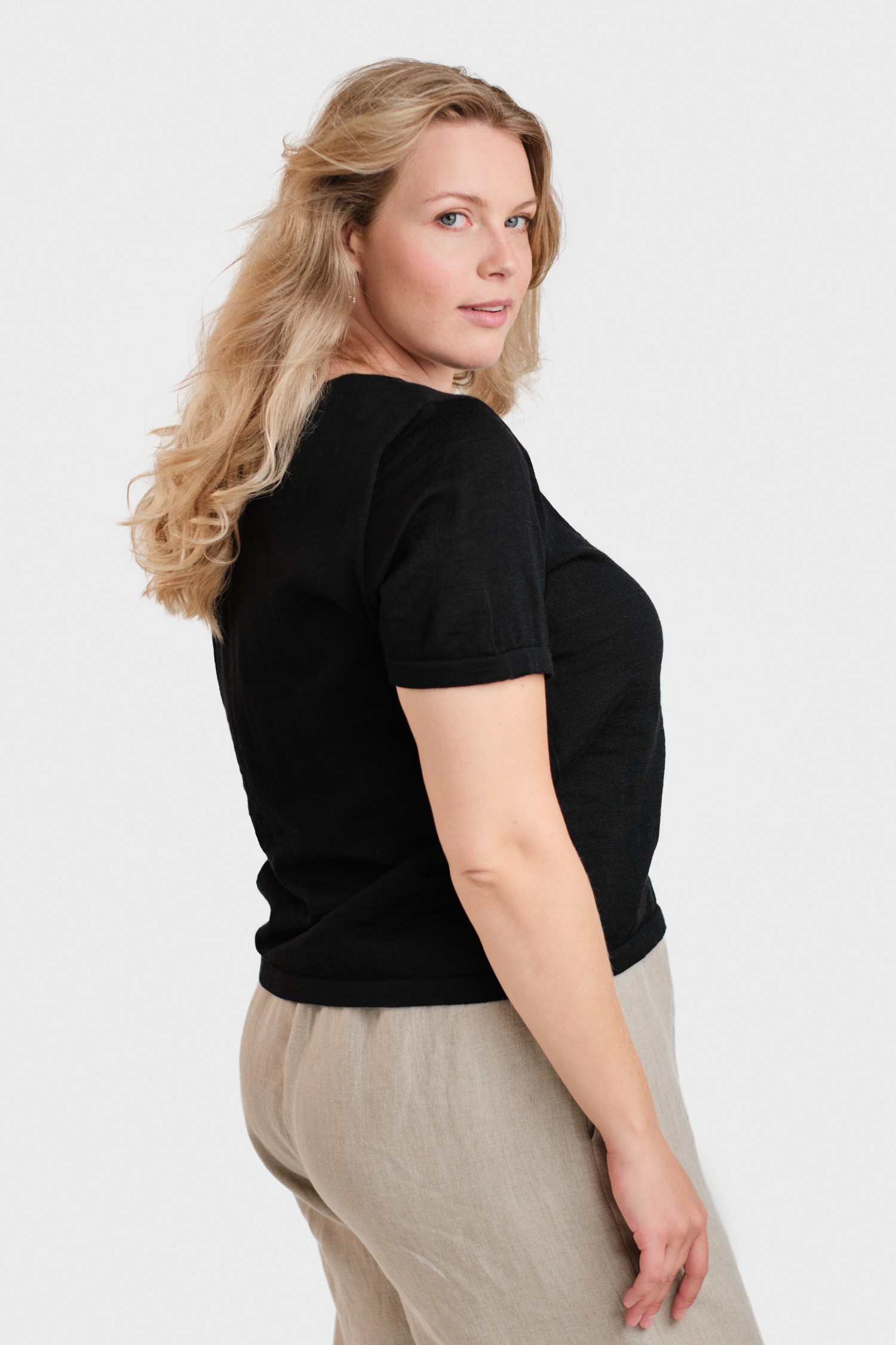 Simple t-shirt, svart - Bild 3