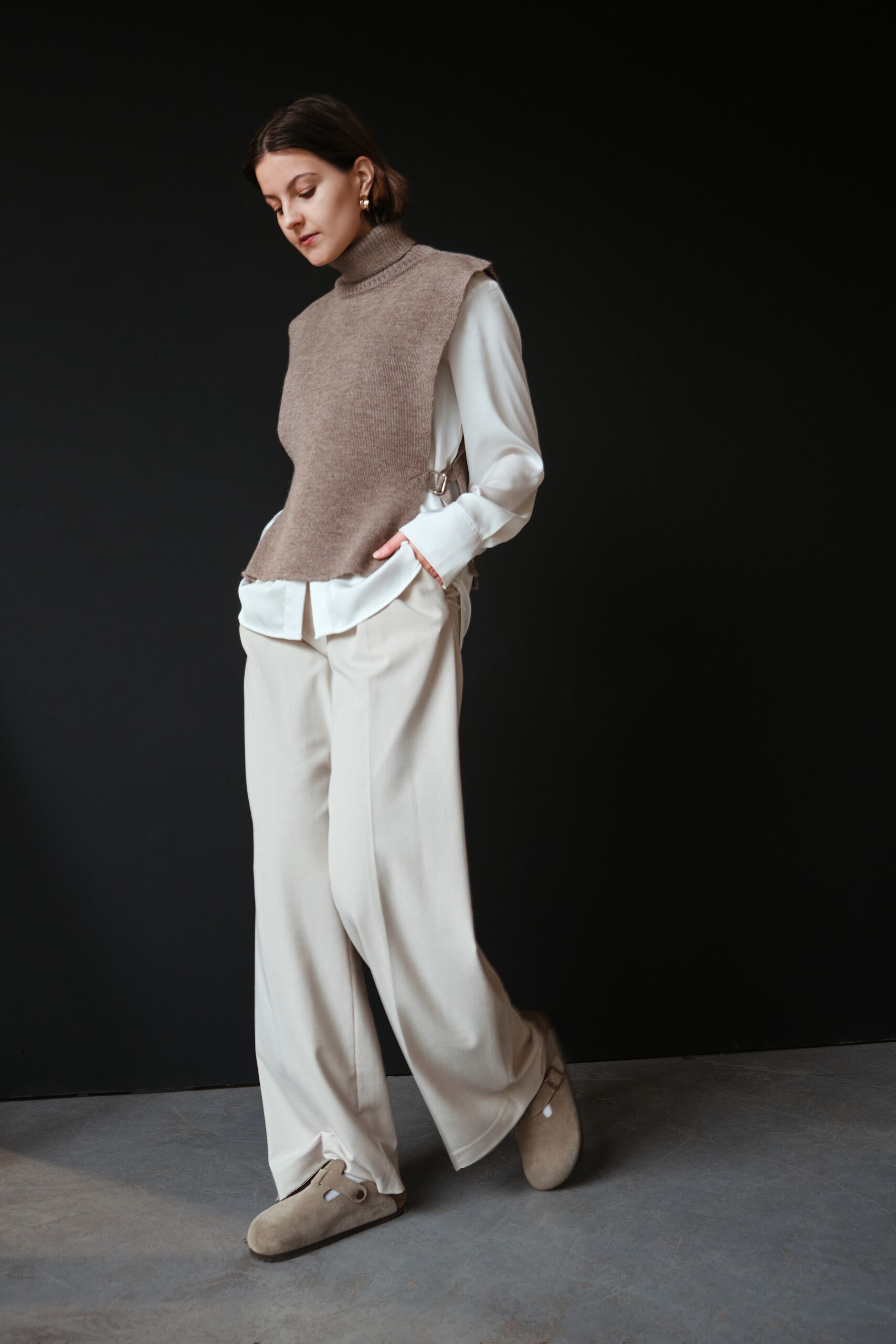 Solace väst, mörk greige